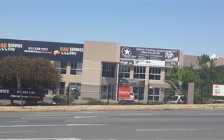 260 m² Commercial space in Paulshof