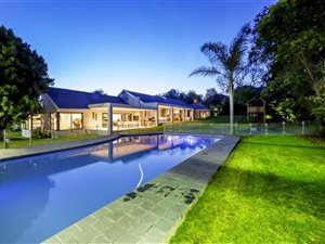 4 Bed House in Birdhaven