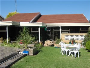 3 Bed Townhouse in Uitsig
