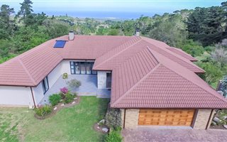 3 Bedroom House in Theescombe