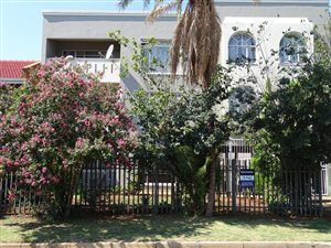2 Bed Apartment in Potchefstroom Central