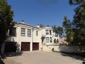 5 Bed House in Maroeladal