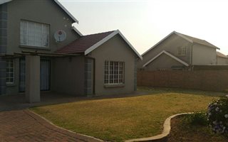 3 Bedroom Cluster in Sonneveld