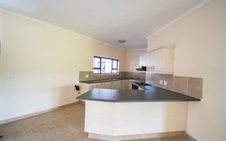 3 Bedroom Apartment in Palm Lakes Estate