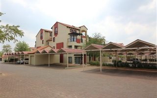 1 Bedroom Apartment in Hazeldean (Silverlakes Surroundings)