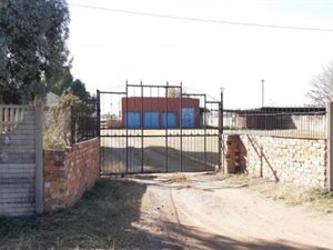 2.4 ha Farm in Vereeniging Central