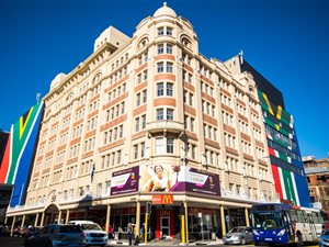Bachelor apartment in Johannesburg Central