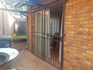 3 Bed Townhouse in Clubview