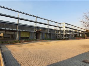3945 m² Commercial space in Halfway House