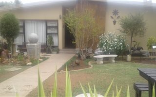 4 Bedroom House in Oudtshoorn