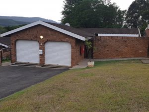 3 Bed Apartment in Montrose