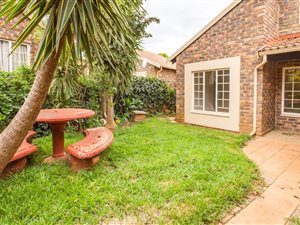 2 Bed Townhouse in Allens Nek