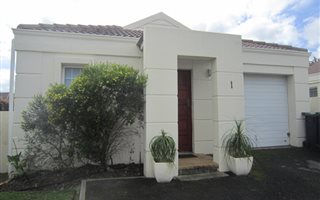 3 Bedroom House in D Urbanvale
