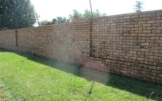 471 m² Land available in Heidelberg AH