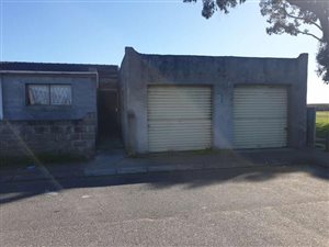 3 Bed House in Mitchells Plain Central