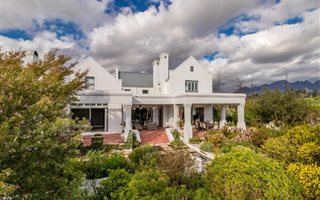 4 Bedroom House in De Zalze