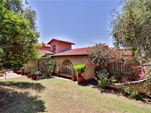 4 Bed House in Brackendowns