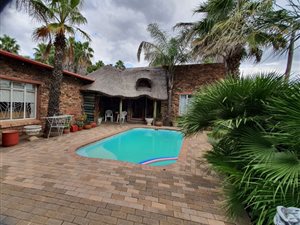 5 Bed House in Wilgehof