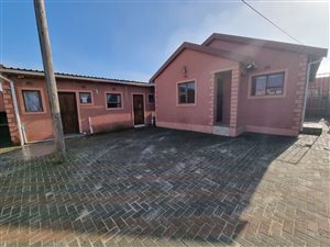 10 Bed House in Khayelitsha