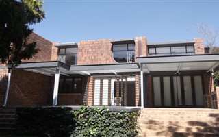 4 Bedroom Townhouse in Maroelana