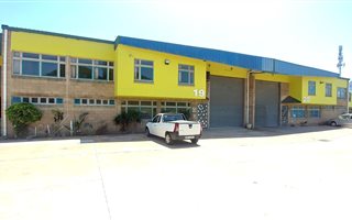 427 m² Industrial space in Springfield Park