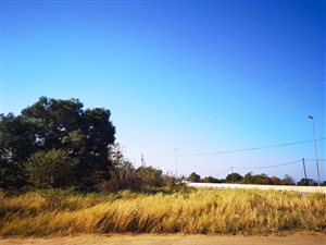 2709 m² Land available in Gonubie