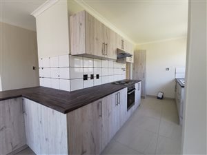 3 Bed House in Penlyn Estate