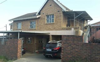 5 Bedroom House in Redfern