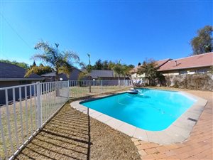 4 Bed House in Robin Acres