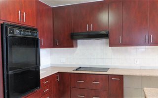 3 Bedroom Townhouse in Melrose North