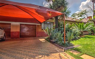 4 Bedroom House in Rhodesfield