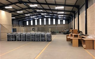 1100 m² Industrial space in Ormonde