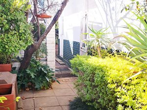 1 Bed Garden Cottage in Kensington