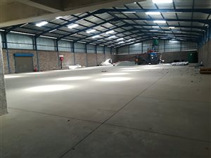 2850 m² Industrial space in Stormill