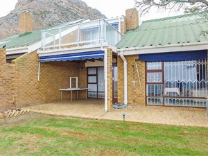 3 Bed Cluster in Gordons Bay Central