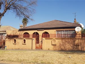 3 Bed House in Kenilworth