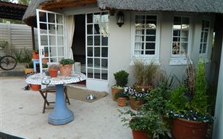 1 Bedroom Garden Cottage in Parktown