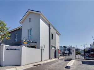 2 Bed Townhouse in Paarl