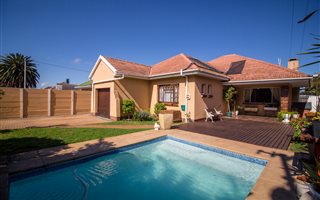 4 Bedroom House in Plumstead