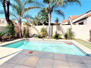 4 Bed House in Sunninghill