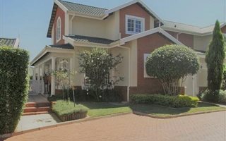3 Bedroom House in Mt Edgecombe Estate 1 & 2