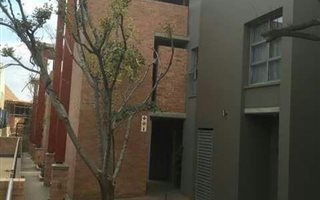 3 Bedroom Townhouse in Menlo Park