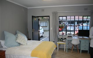 1 Bedroom Garden Cottage in Brooklyn