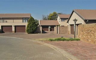 4 Bedroom Cluster in Bardene