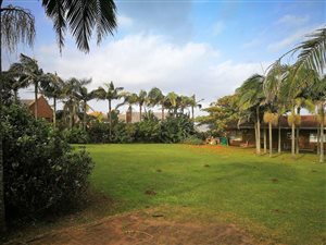 1012 m² Land available in Port Edward