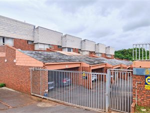 3 Bed Townhouse in Isipingo Hills