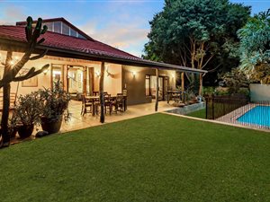 4 Bed House in Parktown North