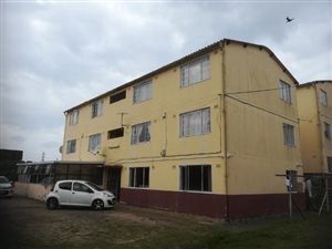 2 Bed Apartment in Greenbury