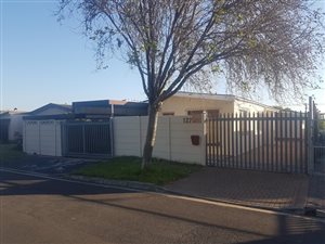 3 Bed House in Goodwood