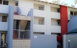 2 Bedroom Apartment in Groenkloof